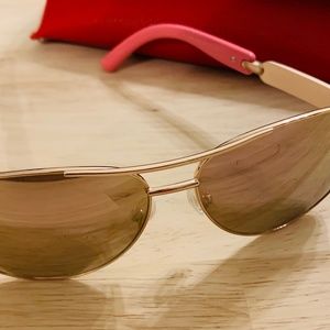 GUESS Sunglasses
